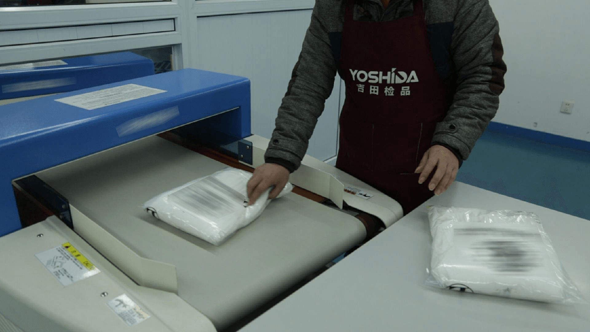 カンボジア検品場